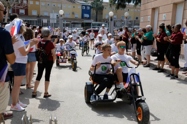 carrera ciclista solidaria para condenados al bordillo 11