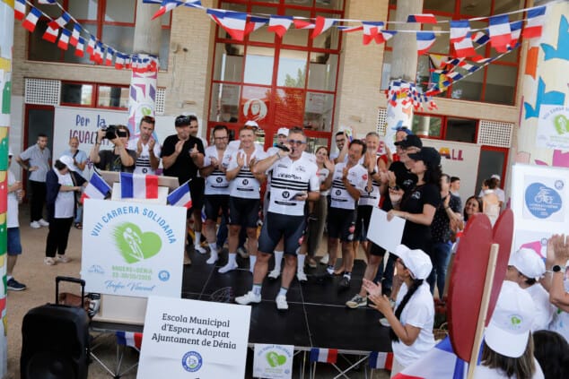 carrera ciclista solidaria para condenados al bordillo 48
