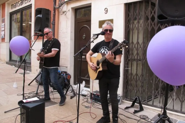 El Tendetes Fest desborda el centro de Dénia con música, talleres y miles de familias en la calle 6 celebracion del tendetes fest 2026 en el centro de denia 2