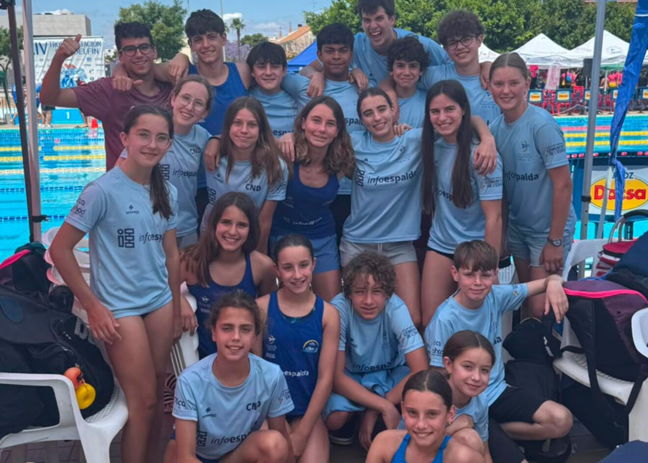 Equipo del Club Natació Dénia en el XIV Trofeo Delfín
