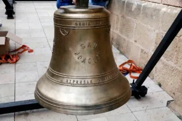 Comienza el montaje en el campanario de la Asunción tras un fin de semana de expectación en Dénia 2