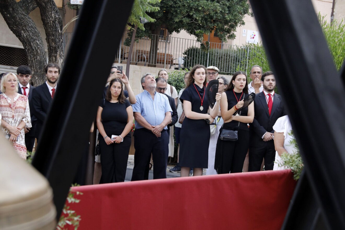 Comienza el montaje en el campanario de la Asunción tras un fin de semana de expectación en Dénia 24