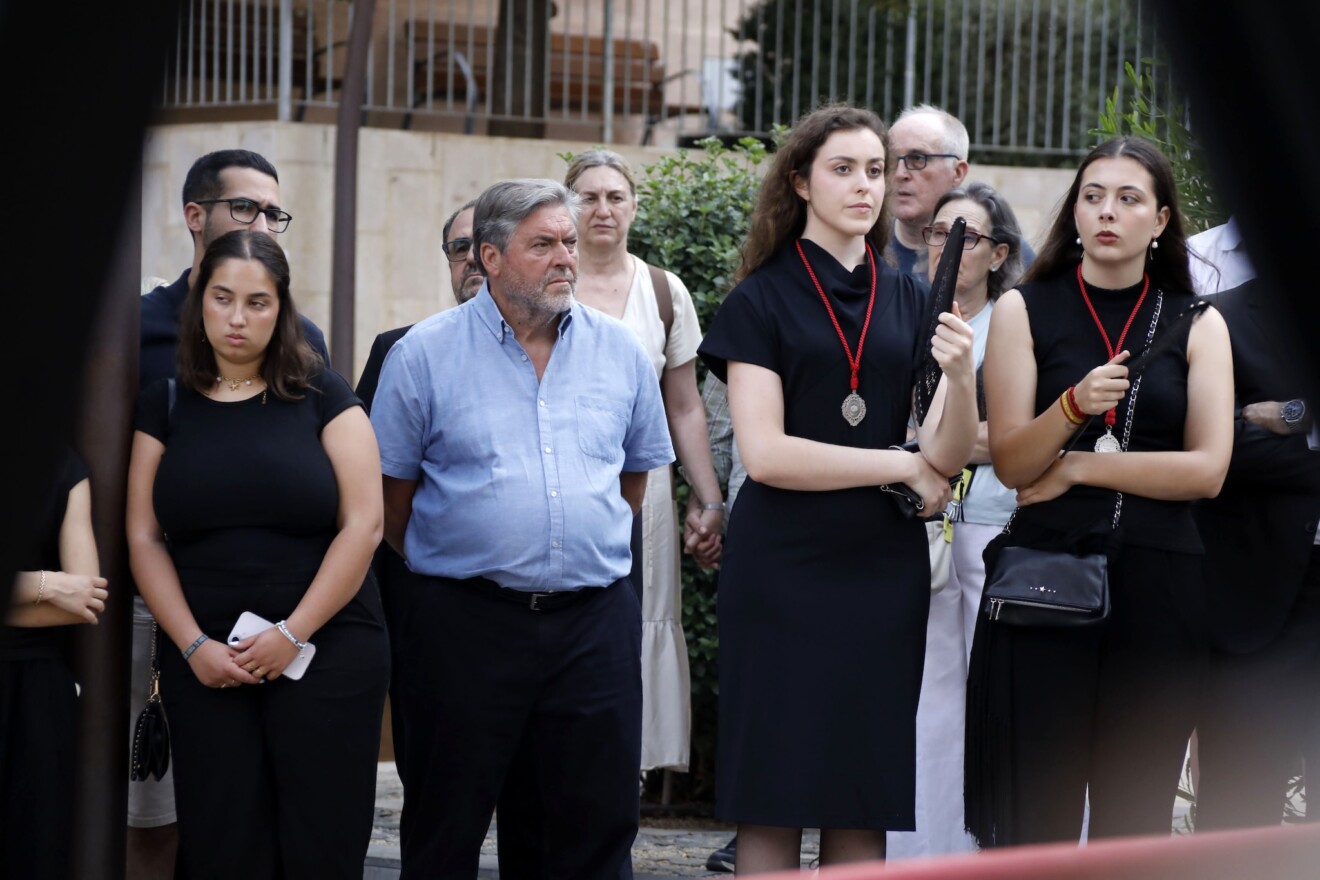 Comienza el montaje en el campanario de la Asunción tras un fin de semana de expectación en Dénia 25