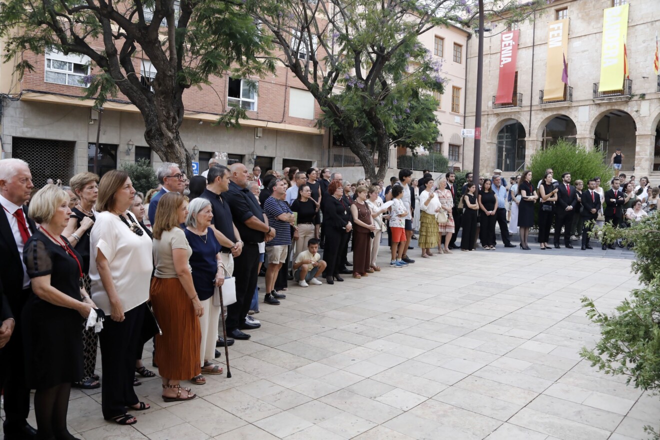 Comienza el montaje en el campanario de la Asunción tras un fin de semana de expectación en Dénia 34