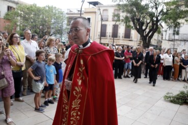 Comienza el montaje en el campanario de la Asunción tras un fin de semana de expectación en Dénia 41