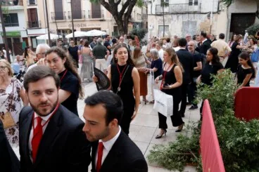 Comienza el montaje en el campanario de la Asunción tras un fin de semana de expectación en Dénia 43