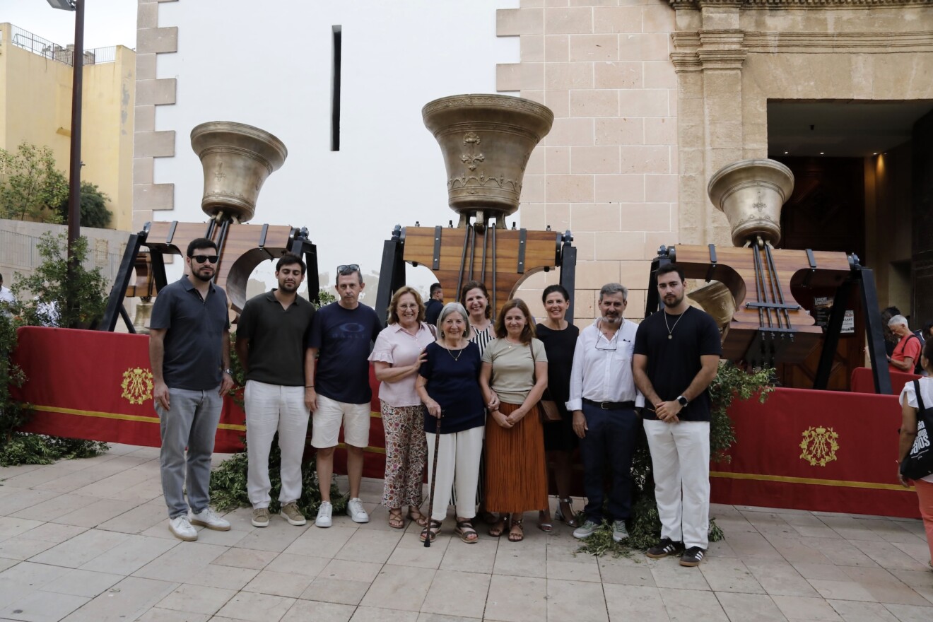 Comienza el montaje en el campanario de la Asunción tras un fin de semana de expectación en Dénia 44