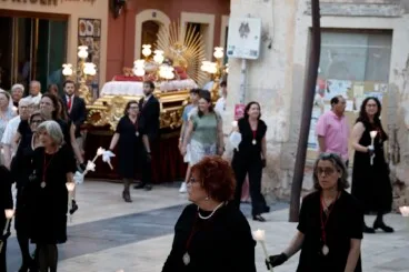 Comienza el montaje en el campanario de la Asunción tras un fin de semana de expectación en Dénia 48