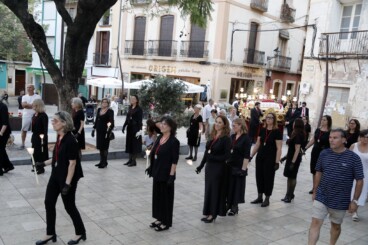 Comienza el montaje en el campanario de la Asunción tras un fin de semana de expectación en Dénia 50