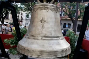 Comienza el montaje en el campanario de la Asunción tras un fin de semana de expectación en Dénia 8