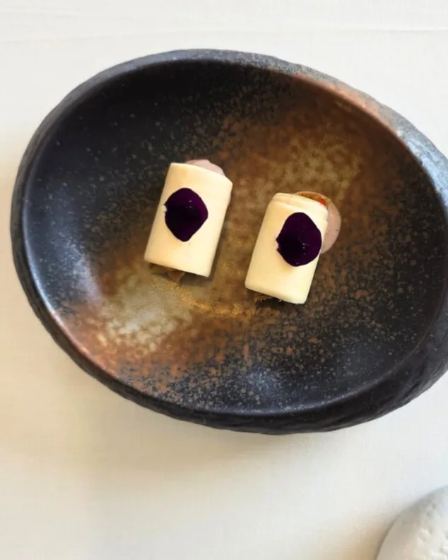 Dos menús, una estrella Michelin y un viaje al corazón del Mediterráneo 15 el arte de los fogones y las brasas