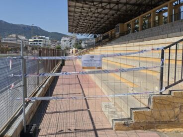 Precinto de la grada de la pista de atletismo de Dénia