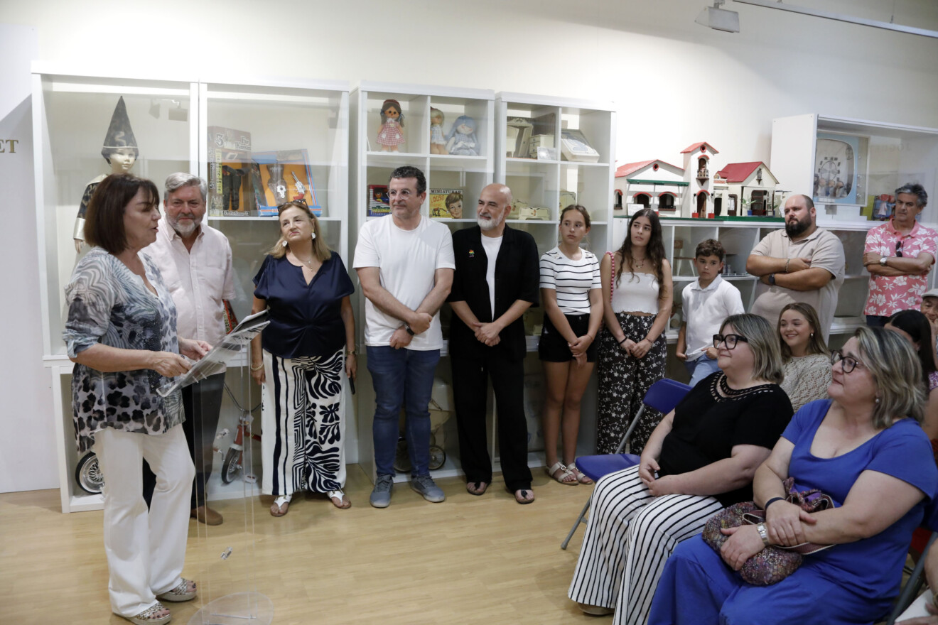 Inauguración de la exposición dedicada a la colección de juguetes de Jaime Gavilà en el Museo de los Juguetes de Dénia (13)