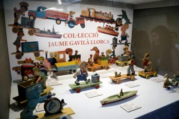 Inauguración de la exposición dedicada a la colección de juguetes de Jaime Gavilà en el Museo de los Juguetes de Dénia (2)
