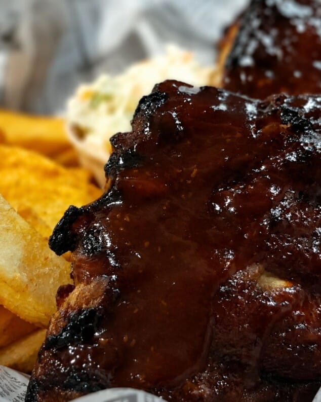 Por qué esta carne asada de Dénia tiene un sabor que los clientes no olvidan 3 la autentica barbacoa americana en denia apuesta por una coccion lenta y controlada