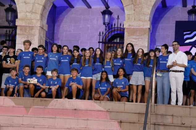 Saúl Delgado recibe el Premio al Mejor Deportista de Dénia 2026 en la Gala de l'Esport 84 la gala de lesport de denia 2026 reconocio a los deportistas y equipos mas destacados de la temporada 21