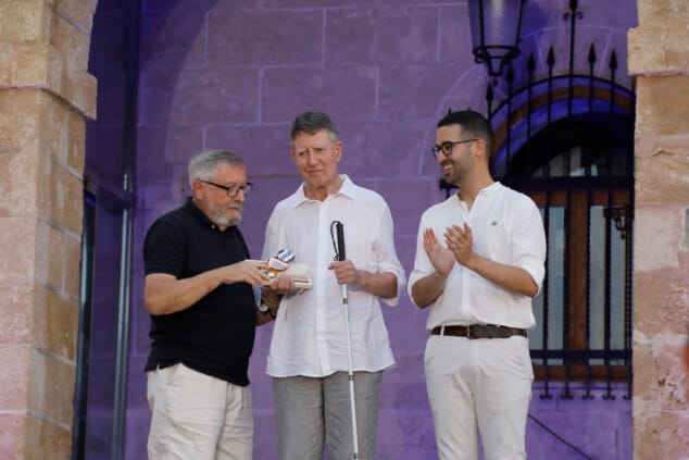 Saúl Delgado recibe el Premio al Mejor Deportista de Dénia 2026 en la Gala de l'Esport 30 la gala de lesport de denia 2026 reconocio a los deportistas y equipos mas destacados de la temporada 75