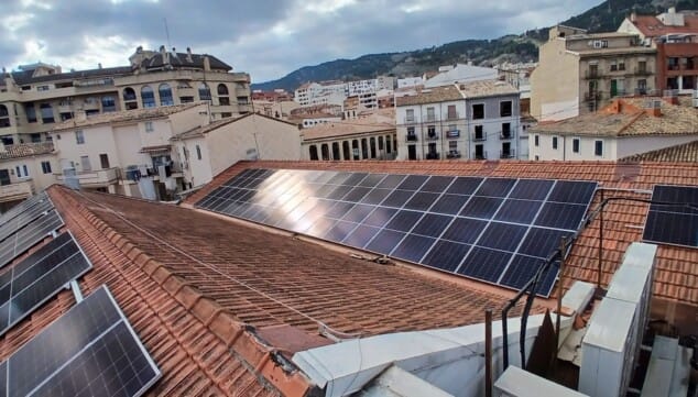 ¿Y si el sol pagara el aire acondicionado este verano? 3 la respuesta al gasto del aire acondicionado