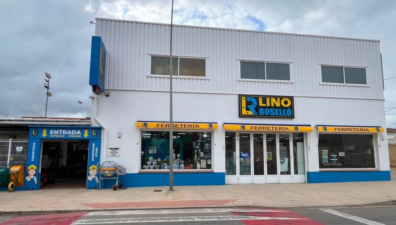 Lino Roselló, ferretería, ropa y menaje