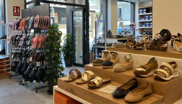 Elevated Footwear 4 moda y comodidad en una nueva tienda de calzado en denia