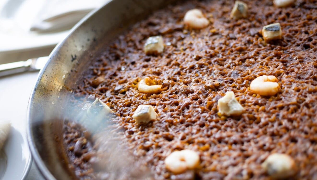 Paellas y fideuà con producto fresco