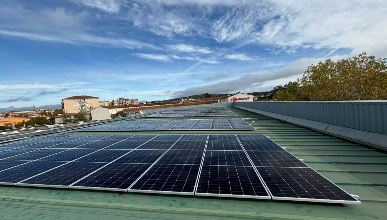 Paneles solares en verano
