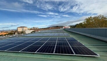 Paneles solares en verano