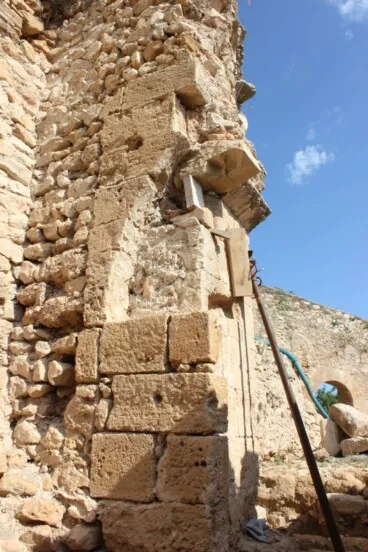 Portal dels Reis, arc i arrancada de la volta