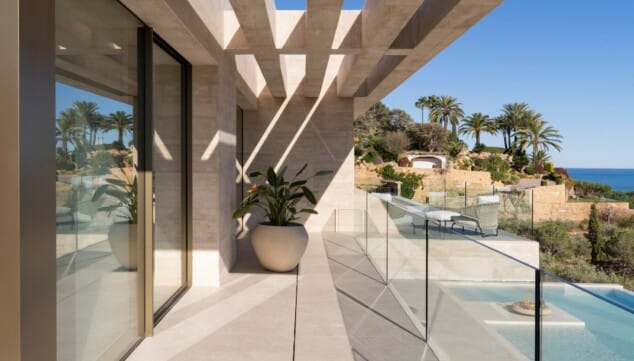 Diseño, eficiencia y paisaje: así trabaja este estudio de arquitectura de Dénia 3 Imagen: Arquitectura eficiente para el clima mediterráneo