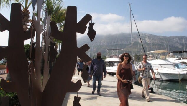 Marina Dénia vuelve a convertirse en un museo al aire libre con 23 esculturas frente al mar 13 artistas nacionales en el concurso esculturas frente al mar