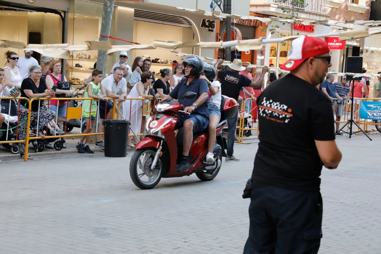 Carrera de cintas de Dénia 1