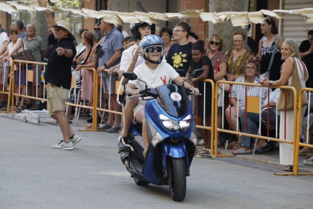 Vuelve el espectáculo más gamberro de las fiestas de Dénia tras 15 años olvidado por una causa urgente 15 carrera de cintas de denia 12