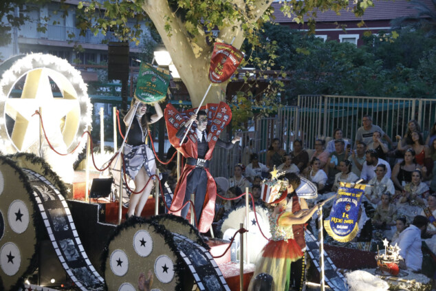 Las Carrozas de Dénia no defraudan: la Falla Campaments se alza con el Primer Premio 110 carrozas denia 2026 108