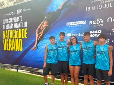 Equipo del Club Natació Dénia en el Campeonato de España Infantil