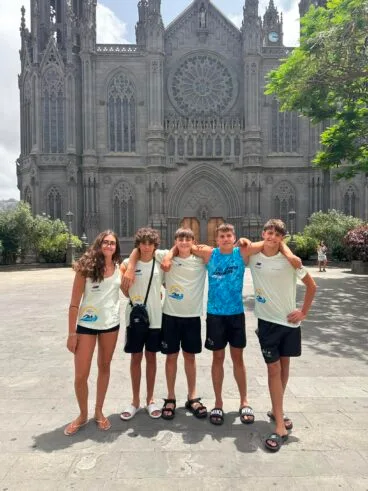 Equipo del Club Natació Dénia en Gran Canaria