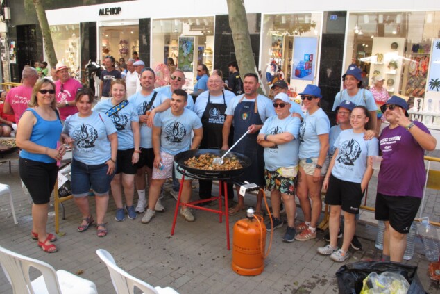 El Dia de Falles en Dénia: entre el éxito de las paellas, un susto junto a la playa y el sofocante termómetro 97 concurso de paellade del dia de falles 2026 9
