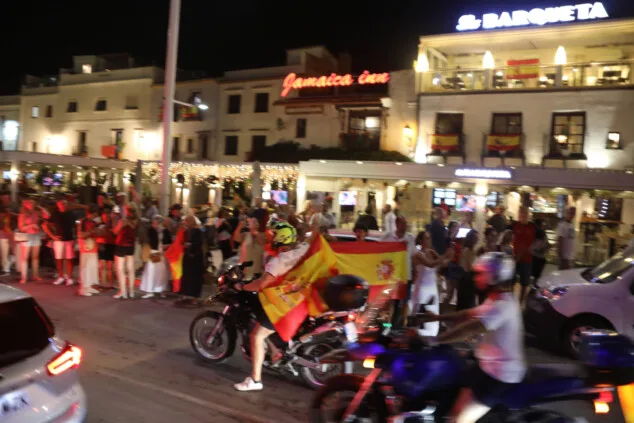 denia celebra el titulo mundial de espana 19