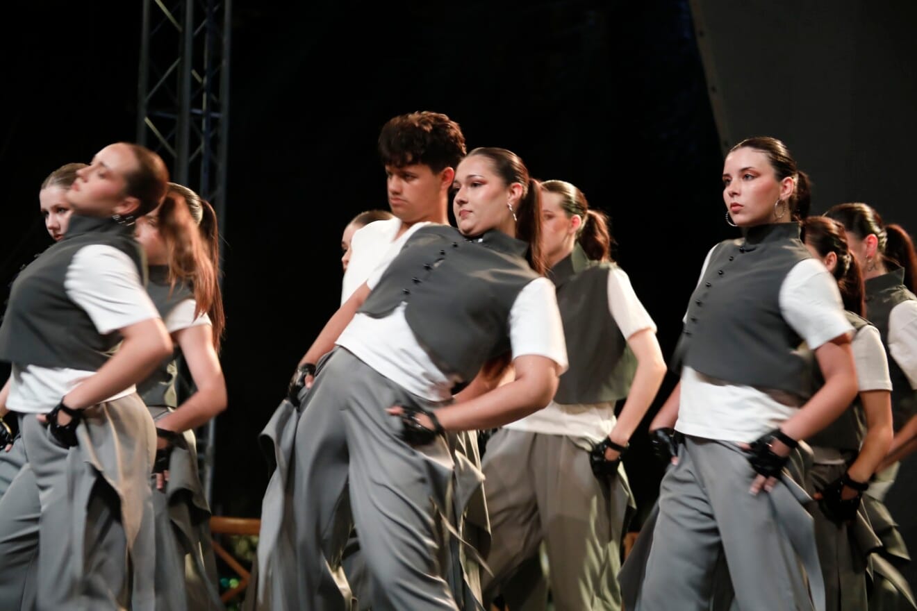 Espectáculo de danza de la Academia Babylon 1