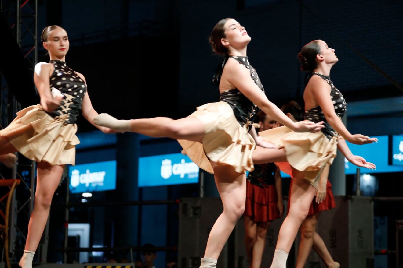 Espectáculo de danza de la Academia Babylon 7