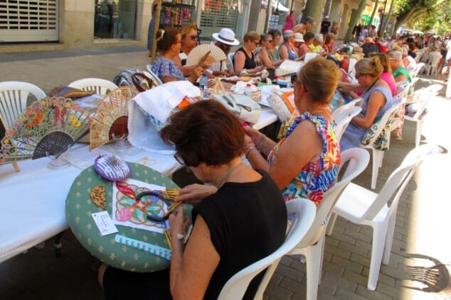 Del almuerzo en la Llotja al tributo a Fito: así se vivió el segundo día de las Fiestas de Dénia 7 exposicion de boixets 6