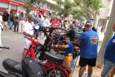 Exposición de motos y coches clásicos en Dénia 20