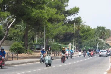 Exposición de motos y coches clásicos en Dénia 29