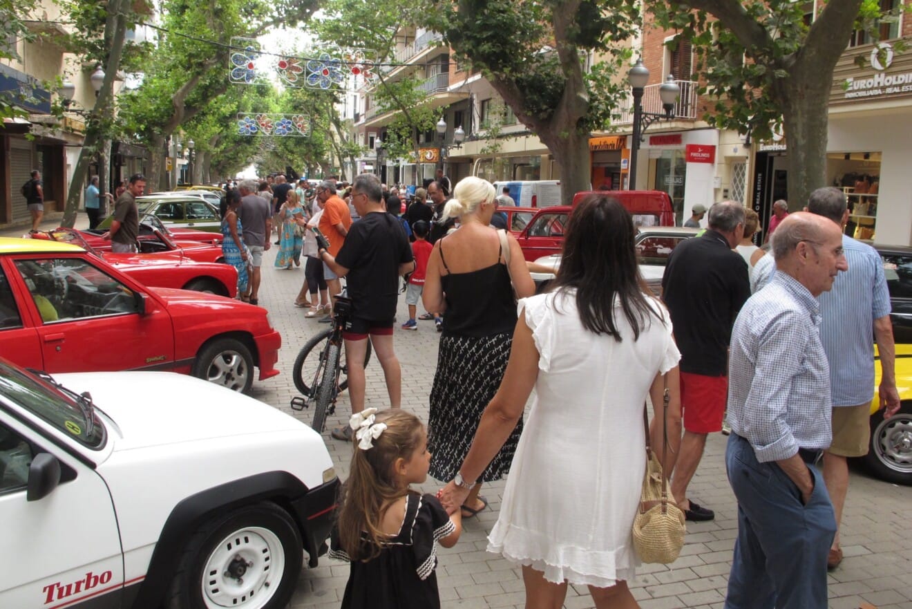 Exposición de motos y coches clásicos en Dénia 3