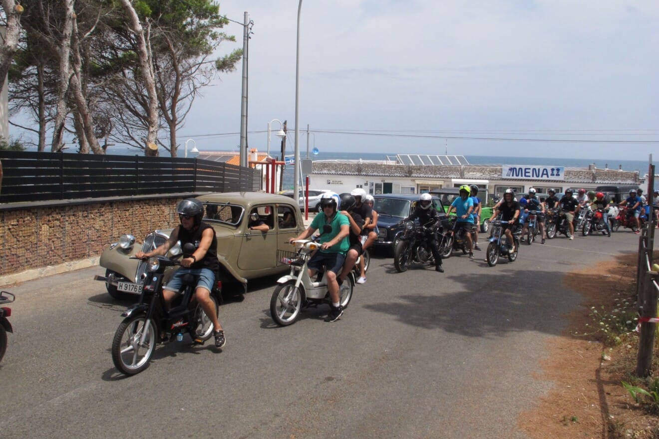 Exposición de motos y coches clásicos en Dénia 33