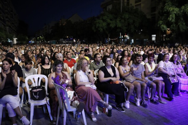 El FIC de Dénia 2026 corona a sus tres nuevas voces en una noche masiva en la calle La Via 4 festival intergeneracional de la canco de denia 2026 1
