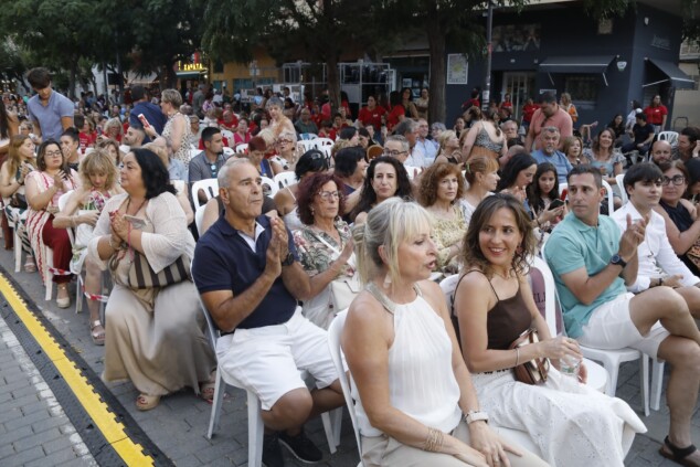 El Dia de Falles en Dénia: entre el éxito de las paellas, un susto junto a la playa y el sofocante termómetro 12 gala fallera de las fiestas de denia 2026 1