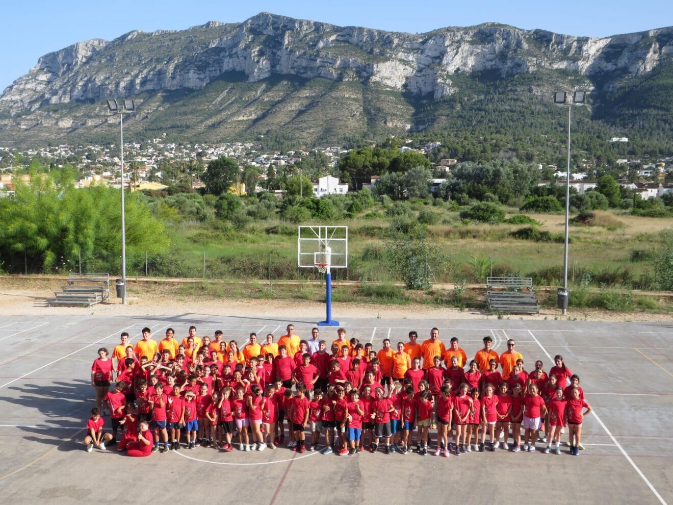 Participantes y entrenadores del XVII Campus de Verano DBC