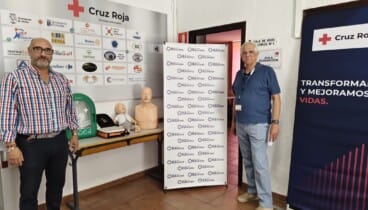 HLA San Carlos dona un desfibrilador y material de RCP a Cruz Roja Dénia 5 hla san carlos dona un desfibrilador y material de rcp