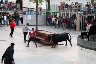La Generalitat inyecta más de 700.000 euros en 2026 a los «bous al carrer» 5 jornada de bous al carrer en las fiestas de jesus nazareno de xabia en 2022 archivo