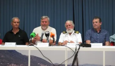 La 8ª edición de “Esculturas frente al mar” vuelve a convertir Marina Dénia en un gran museo al aire libre frente al Mediterráneo